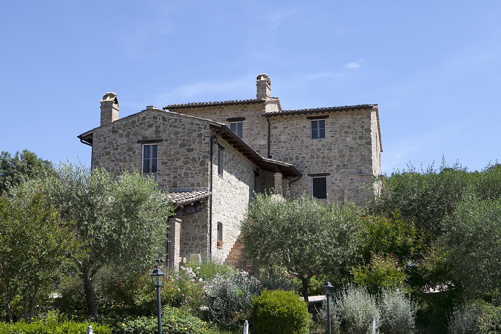 Re Artu Assisi Country Lifestyle Aparthotel Exterior foto